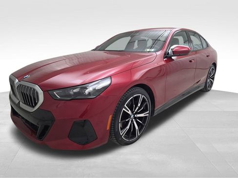 Certified 2024 BMW 530i xDrive 530i xDrive w/ M Sport Package image 5