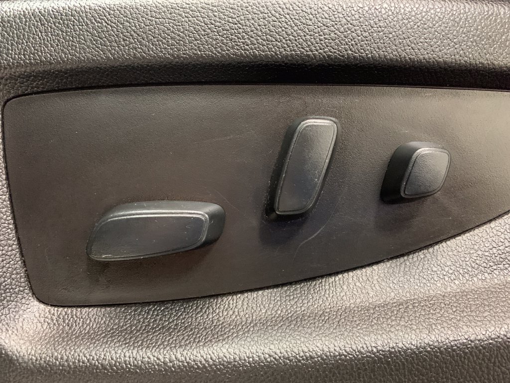 Used 2019 Chevrolet Silverado 1500 LT w/ All Star Edition AWD/4WD image 18