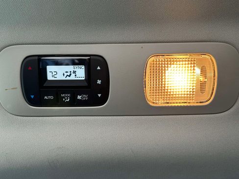 Used 2025 Honda Odyssey Touring image 34