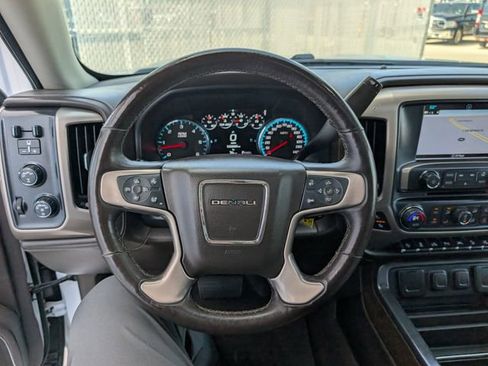 Used 2017 GMC Sierra 1500 Denali w/ Denali Ultimate Package AWD/4WD image 13