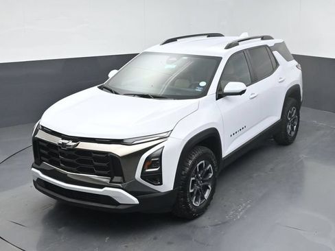 Used 2026 Chevrolet Equinox ACTIV w/ Convenience Package III FWD image 37