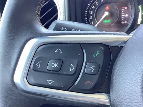 Used 2024 Jeep Wrangler Unlimited Sahara AWD/4WD image 21