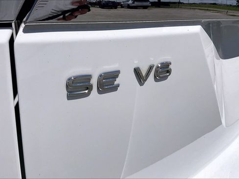 Used 2021 Volkswagen Atlas SE w/ Panoramic Sunroof Package FWD image 21