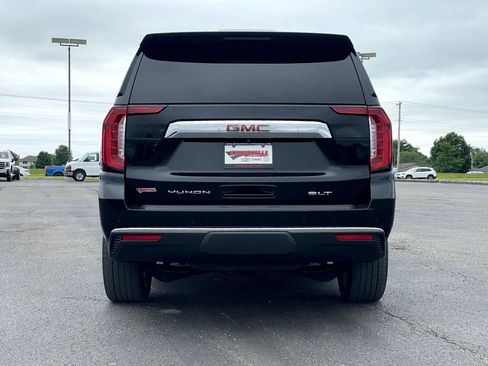 Used 2022 GMC Yukon SLT AWD/4WD image 4