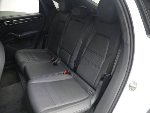 Used 2021 Porsche Cayenne GTS image 17