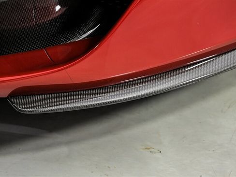 Used 2020 Ferrari 812 Superfast RWD image 5