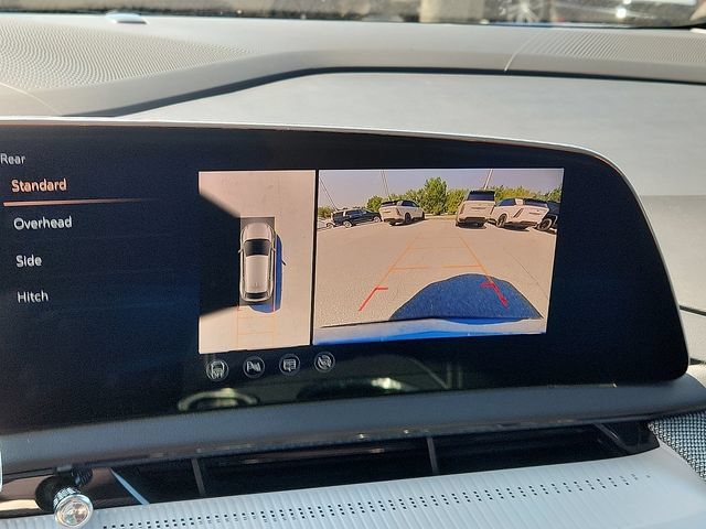 Certified 2025 Cadillac Optiq Luxury 2 AWD/4WD image 18