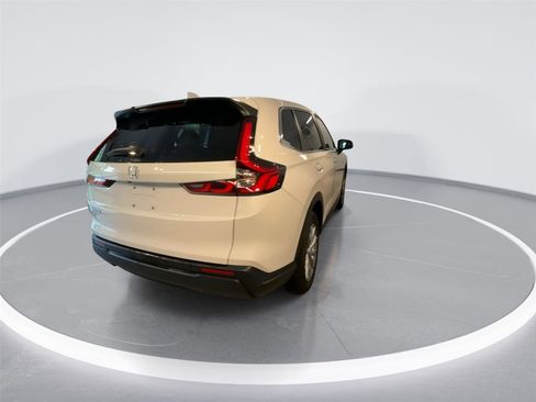 Used 2025 Honda CR-V EX image 6