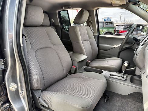 Used 2019 Nissan Frontier SV w/ Value Truck Package RWD image 22