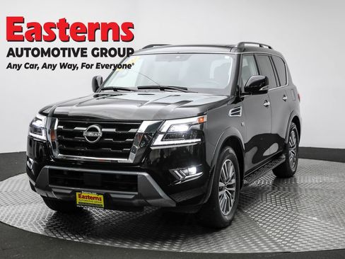 Used 2022 Nissan Armada SV w/ SV Appearance Package image 1