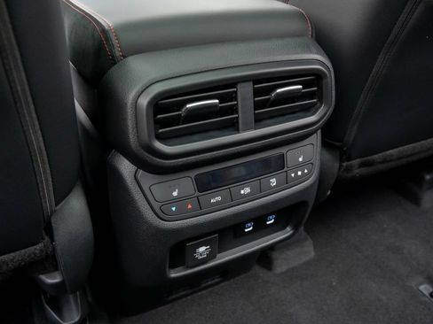 Certified 2026 Honda Pilot Black Edition image 20