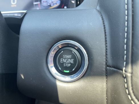 Used 2023 GMC Yukon Denali Ultimate AWD/4WD image 24