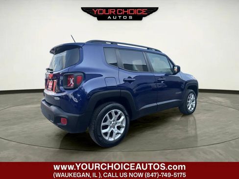 Used 2016 Jeep Renegade Latitude AWD/4WD image 5