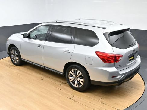 Used 2020 Nissan Pathfinder SV AWD/4WD image 42