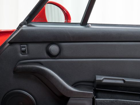 Used 1996 Porsche 911 GT3 RS image 37