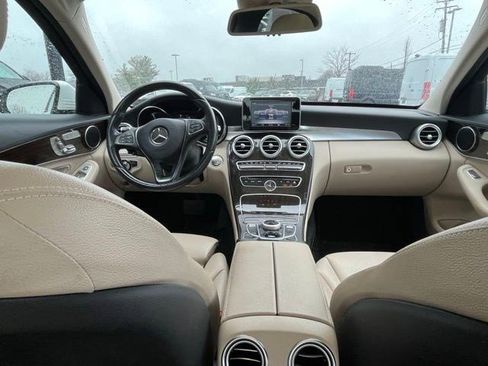 Used 2017 Mercedes-Benz C 300 4MATIC Sedan image 12
