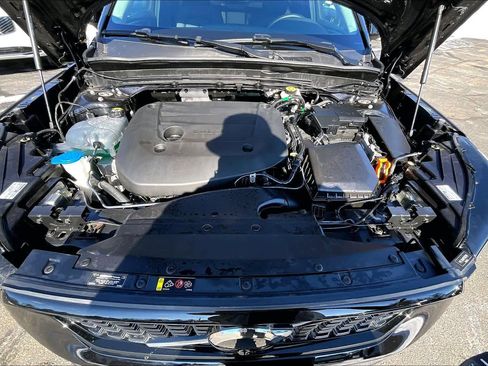 Used 2023 Volvo XC40 B5 Plus w/ Driver Assist Package image 29