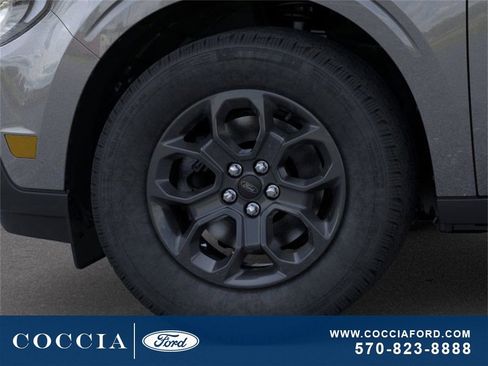 New 2025 Ford Maverick XLT image 20