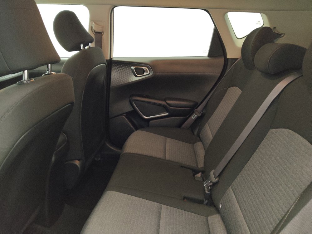 Used 2021 Kia Soul S FWD image 18