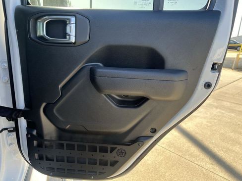 New 2024 Jeep Wrangler Unlimited Sport image 27