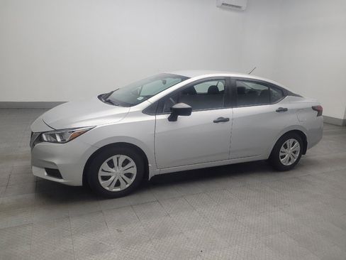 Used 2021 Nissan Versa S image 2