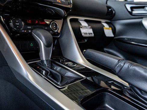 New 2025 Mitsubishi Eclipse Cross LE image 15