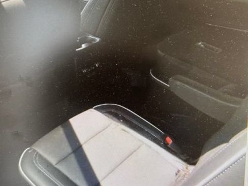 Used 2025 Buick Enclave Preferred AWD/4WD image 8