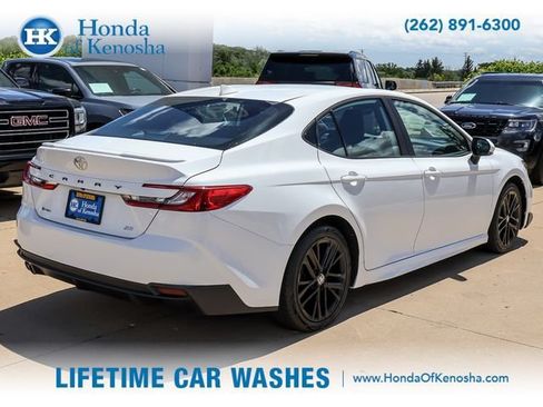 Used 2025 Toyota Camry SE w/ Multimedia Upgrade Package FWD image 5