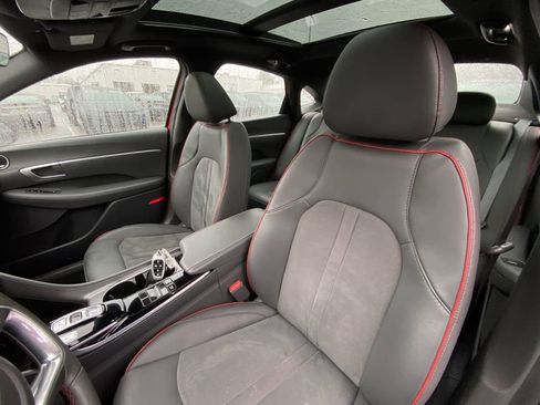 Used 2020 Hyundai Sonata SEL Plus w/ Tech Package image 24