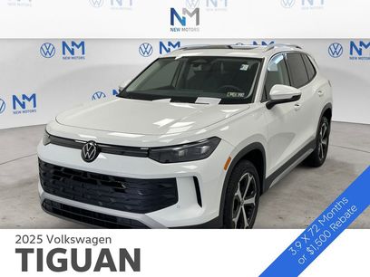 New 2025 Volkswagen Tiguan SE