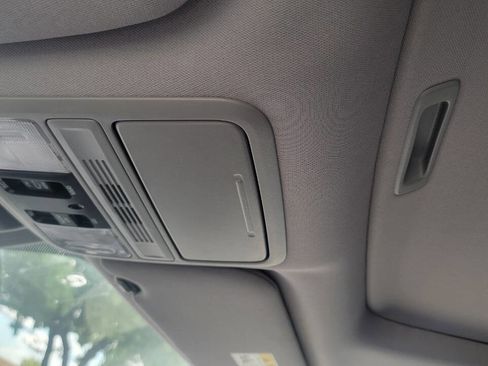 Used 2019 Honda Odyssey EX-L image 21