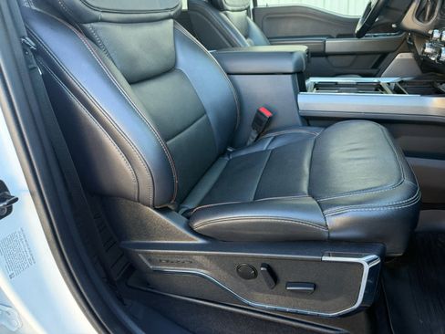 Certified 2024 Ford F250 Lariat w/ Lariat Ultimate Package AWD/4WD image 7