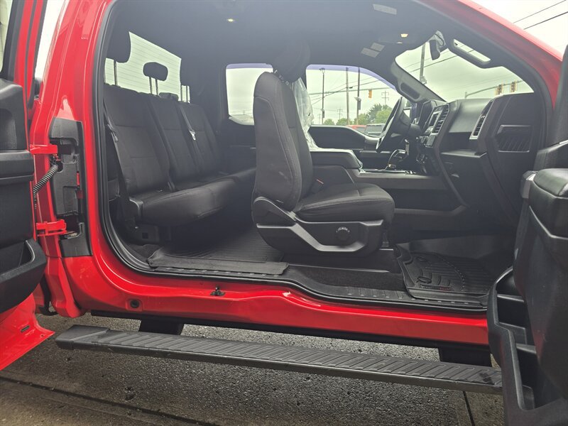 Used 2015 Ford F150 XLT w/ Equipment Group 301A Mid AWD/4WD image 17