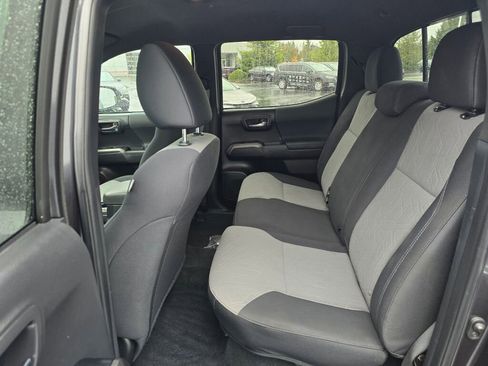 Used 2023 Toyota Tacoma TRD Off-Road w/ Technology Package image 38