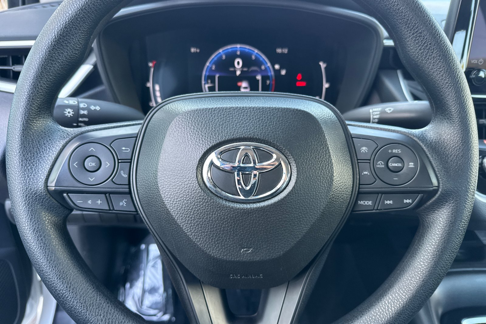 Certified 2026 Toyota Corolla LE w/ LE Premium Package FWD image 29