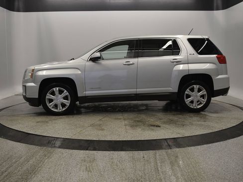 Used 2017 GMC Terrain SLE image 3
