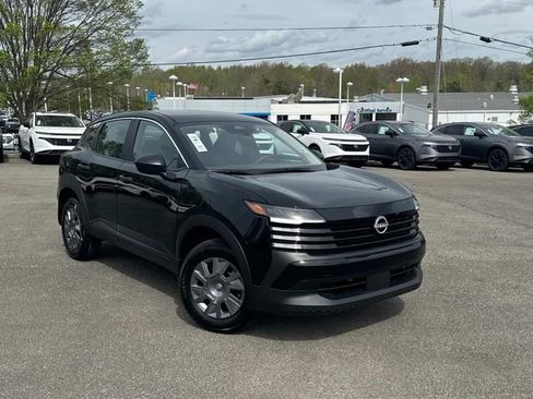 New 2026 Nissan Kicks S image 2