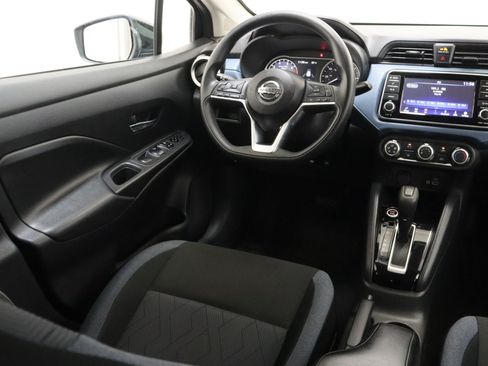 Used 2025 Nissan Versa SV FWD image 29