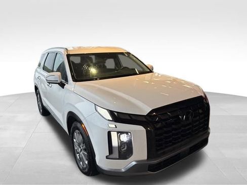 Used 2024 Hyundai Palisade SEL AWD/4WD image 3