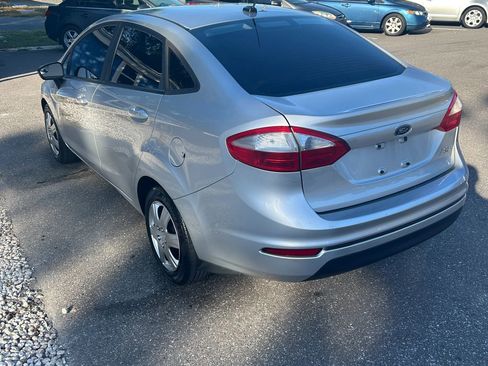 Used 2016 Ford Fiesta S image 5
