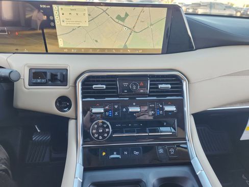 New 2026 Nissan Armada Platinum Reserve image 12