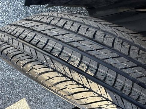 Used 2019 Lexus UX 200 F Sport image 32