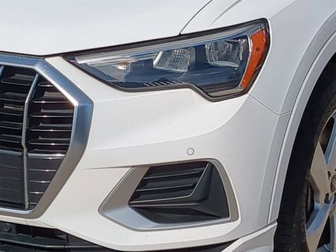 Used 2022 Audi Q3 2.0T Premium w/ Convenience Package image 18