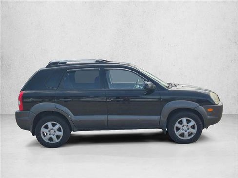 Used 2005 Hyundai Tucson GLS AWD/4WD image 4