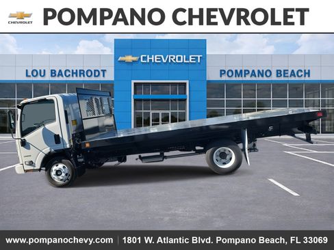New 2024 Chevrolet Low Cab Forward image 2
