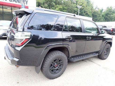 Certified 2024 Toyota 4Runner TRD Off-Road Premium w/ Moonroof Package AWD/4WD image 3
