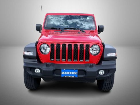 Used 2022 Jeep Wrangler Unlimited Sport AWD/4WD image 2