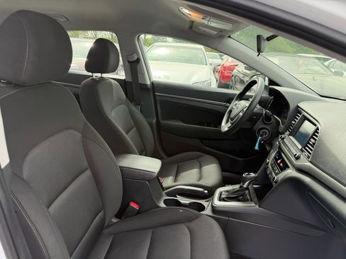 Used 2018 Hyundai Elantra SEL image 25