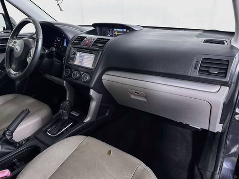 Used 2015 Subaru Forester 2.5i Touring w/ Eyesight & Navigation System AWD/4WD image 36