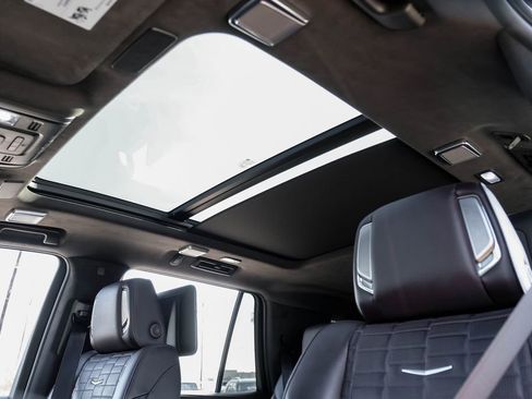 Used 2021 Cadillac Escalade Sport Platinum image 21